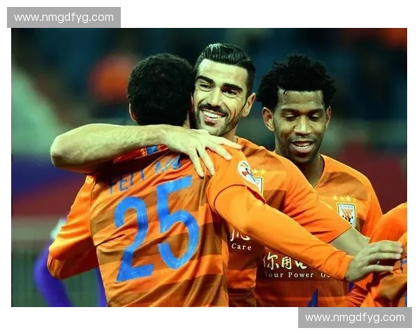 挑射技巧分析与实战应用探讨 提升射门精准度的训练方法与战术解析 挑射技巧分析与实战应用探讨 提升射门精准度的训练方法与战术解析